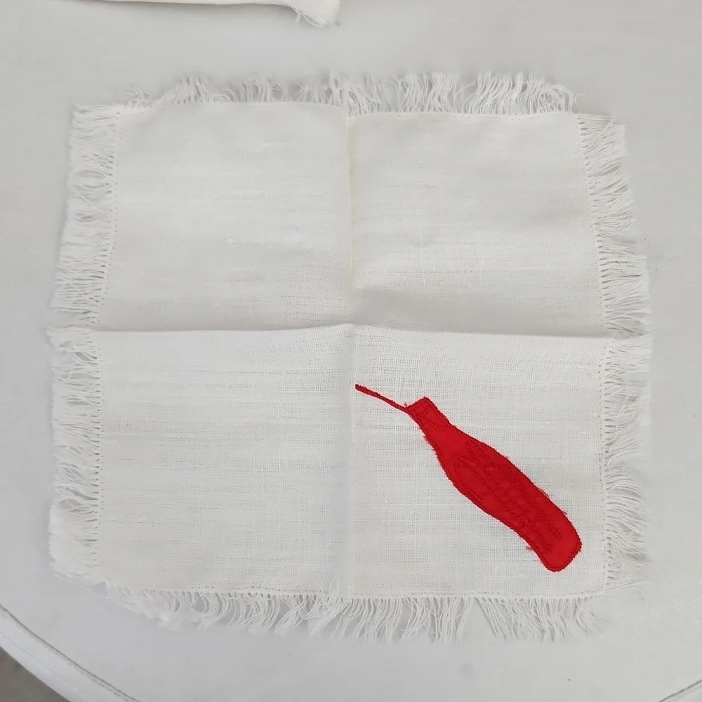 6 Vintage Embroidered Linen Napkins